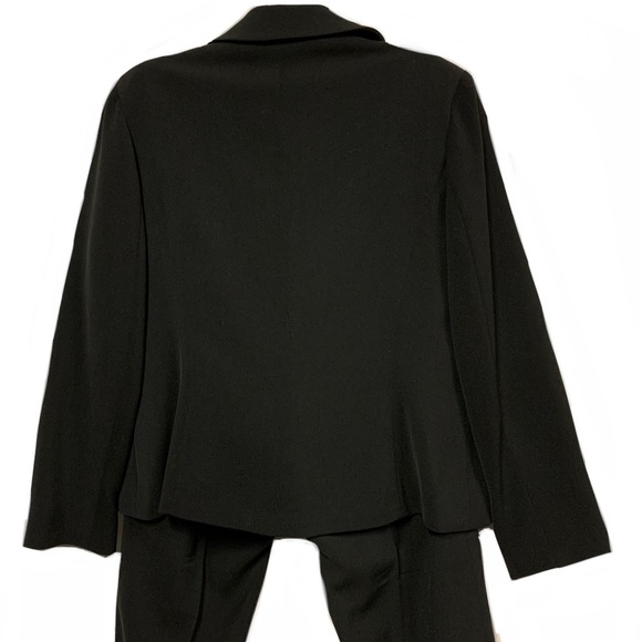 Charcoal Business Suit Jones NY (Jones Wear) Size 10/12 - Picture 9 of 16